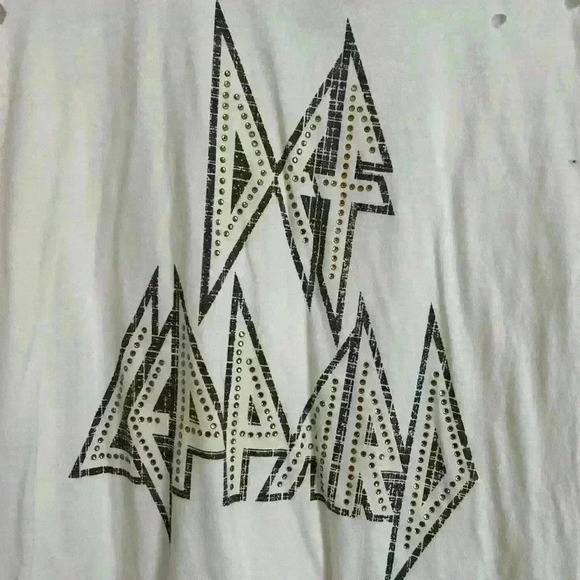 Def Leppard distressed T-shirt short sleeve - Picture 2 of 8